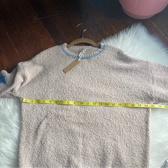 Teddy Bear Sweater Tan & Cobalt Blue Stars Super Soft NWT - Picture 6 of 7